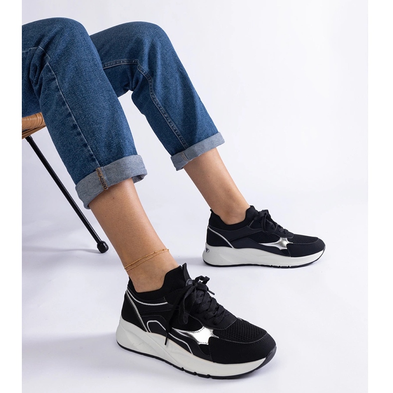 Černé dámské sportovní tenisky černá 1