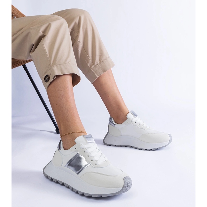 Bílé tenisky na platformě bílý 1