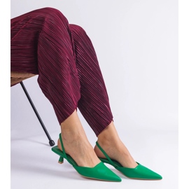 Zelené kachňaty s otevřeným zelený 2