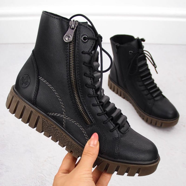 Dámské kožené boty Rieker Y3410-00 černá 1