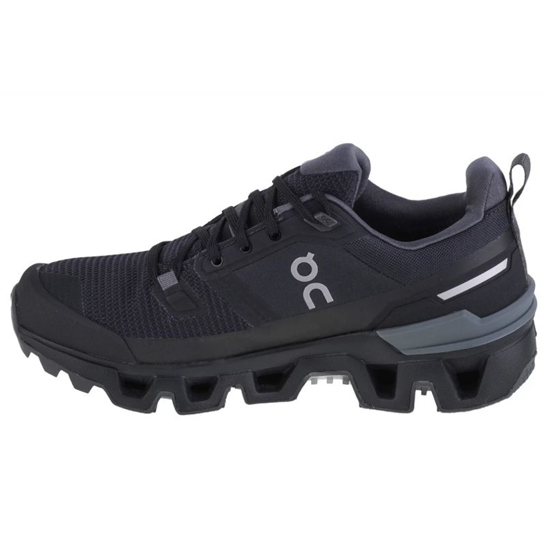 On Running Na Cloudwander Waterproof shoes 7398602 černý 1
