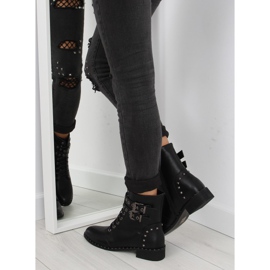 Černé Šněrovací boty PE155P černé černá 2 Černé Šněrovací boty PE155P černé černá 2