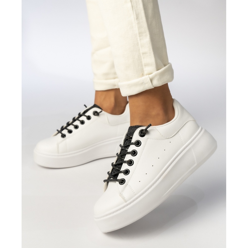 Dámské bílé a bílé sportovní tenisky bílý 1