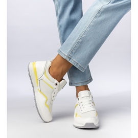 Dámské bílé sportovní tenisky bílý 1 Dámské bílé sportovní tenisky bílý 1