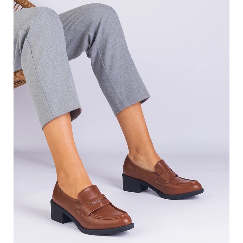 Brown Eco -leather čerpadla na nízkém sloupku hnědý 1 Brown Eco -leather čerpadla na nízkém sloupku hnědý 1