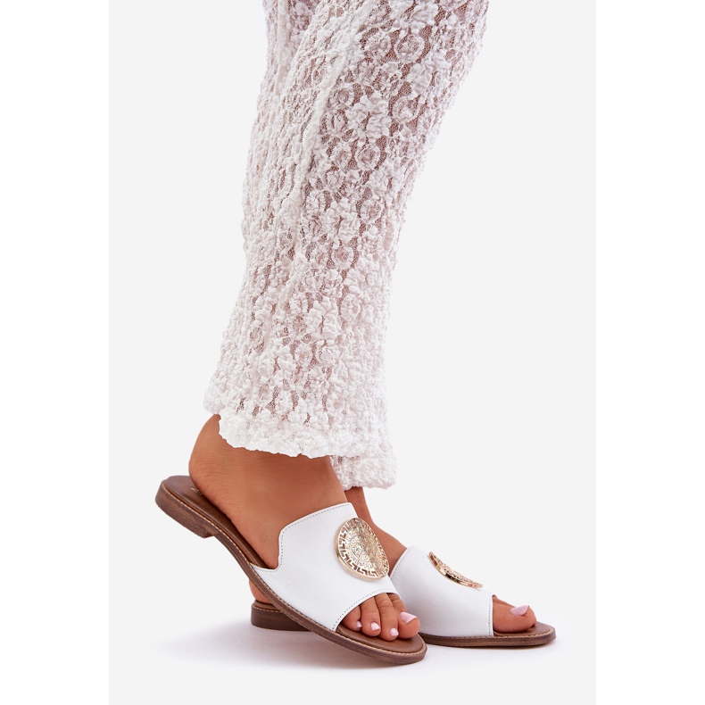 Kožené žabky s plochými dekoracemi s plochou zazoo 3047/o bílá bílý 1