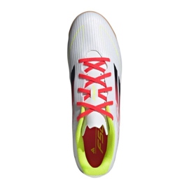 Adidas F50 Club v IE1222 bílé fotbalové boty bílý 3