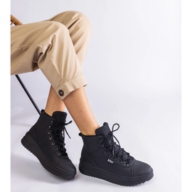 Černé teplé kozačky Lee Cooper LCJ-23-31-3028L černá 2