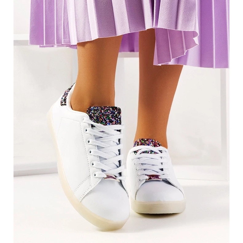 D/GMR Bílé tenisky s LED diodami Alfaro bílý 2