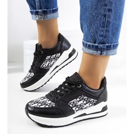 D/GMR Tenisky černých sportovních bot na husté podrážce krajky -Aloisia černá 1 D/GMR Tenisky černých sportovních bot na husté podrážce krajky -Aloisia černá 1