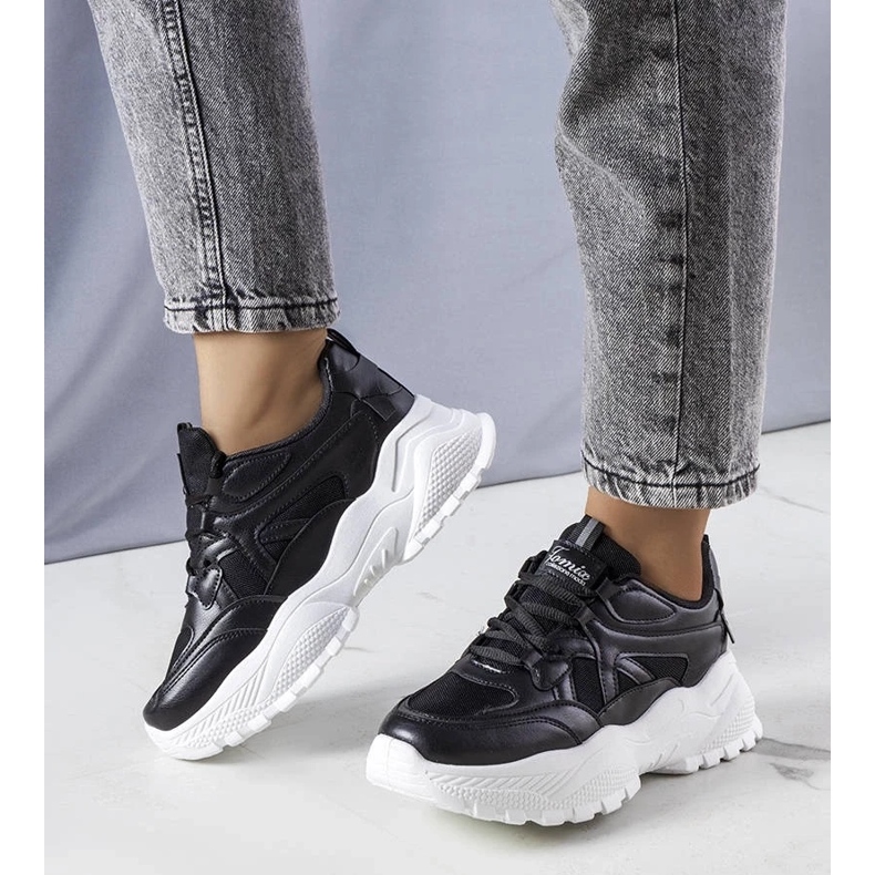 D/GMR Černé tenisky na masivní podrážce Lorene černá 2 D/GMR Černé tenisky na masivní podrážce Lorene černá 2