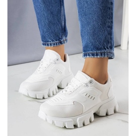 D/GMR Bílé tenisky na masivní podrážce Inez bílý 1 D/GMR Bílé tenisky na masivní podrážce Inez bílý 1