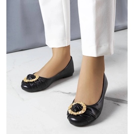 D/GMR Černé baleríny se zlatým zdobením od Antoinetty černá 1