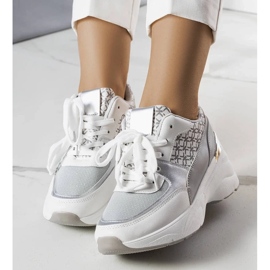 D/GMR Šedé tenisky zdobené monogramem Lora šedá 2