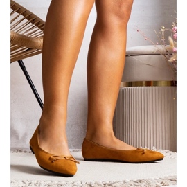 D/GMR Velbloudí špičaté baleríny od Latour hnědý 2 D/GMR Velbloudí špičaté baleríny od Latour hnědý 2