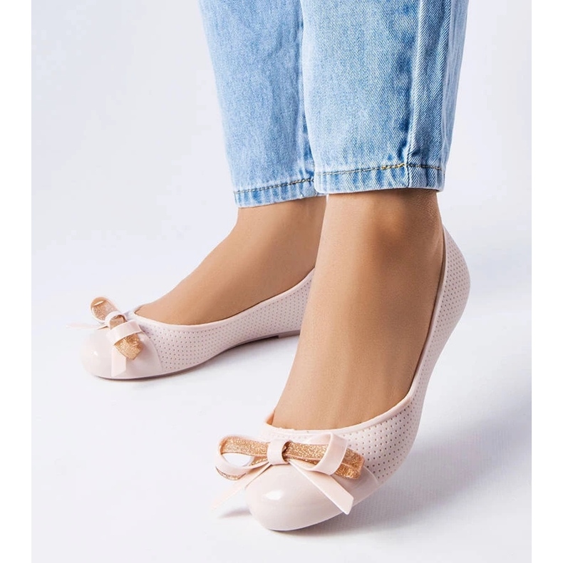 D/GMR Béžové balerínky zdobené mašlí Harlingen béžový 1