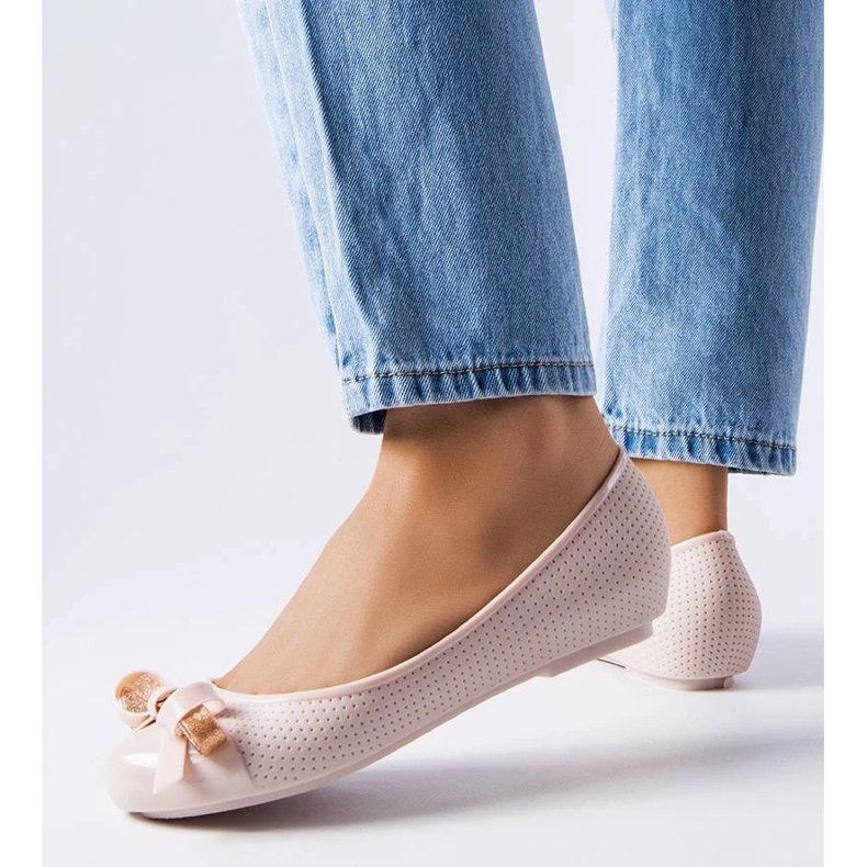 D/GMR Béžové balerínky zdobené mašlí Harlingen béžový 2