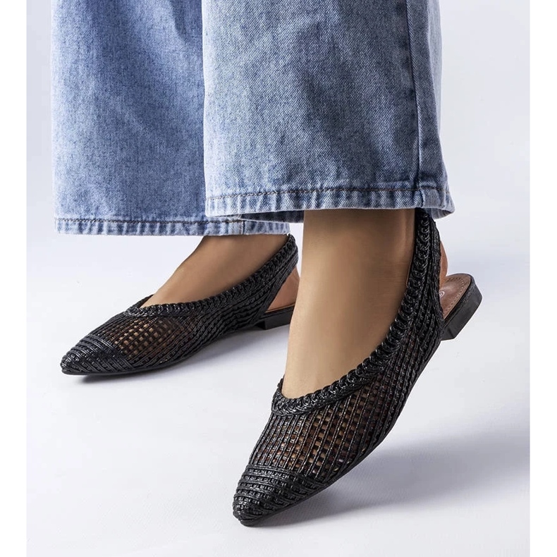 D/GMR Černé prolamované balerínky s otevřeným podpatkem od Maheu černá 2