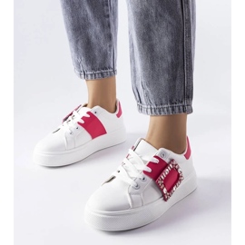 D/GMR Bílé tenisky zdobené růžovou přezkou Ike bílý 1