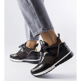 D/GMR Černozlaté tenisky na klínku od Vinceze černá 2