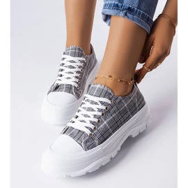 D/GMR Šedé kostkované tenisky od McKeylora šedá 2