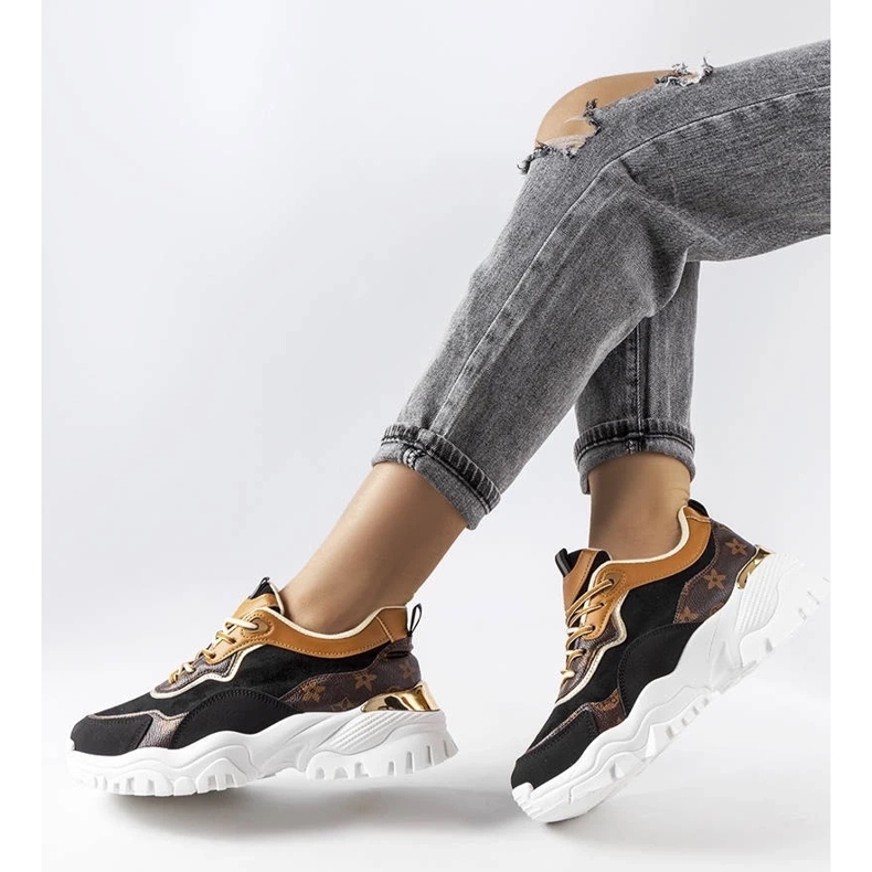 D/GMR Černé tenisky na nepravidelné podrážce od Alta 1