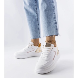 D/GMR Bílé tenisky s béžovými vsadkami od Margarita bílý 2