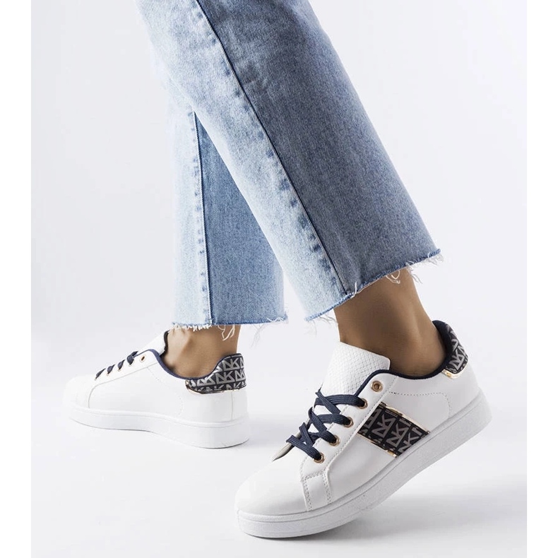 D/GMR Bílé tenisky se zdobeným svrškem od Sauriol 1