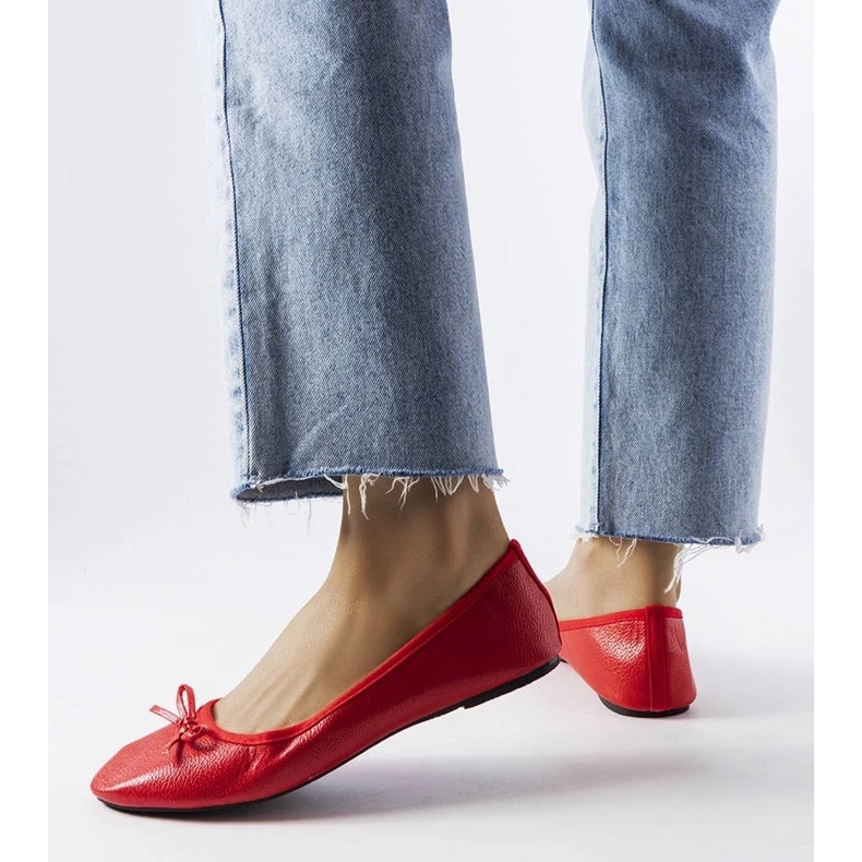 D/GMR Červené balerínky s mašlí od Vaillancour 2