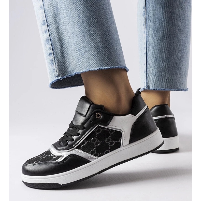 D/GMR Černé tenisky zdobené monogramem Isidor černá 1