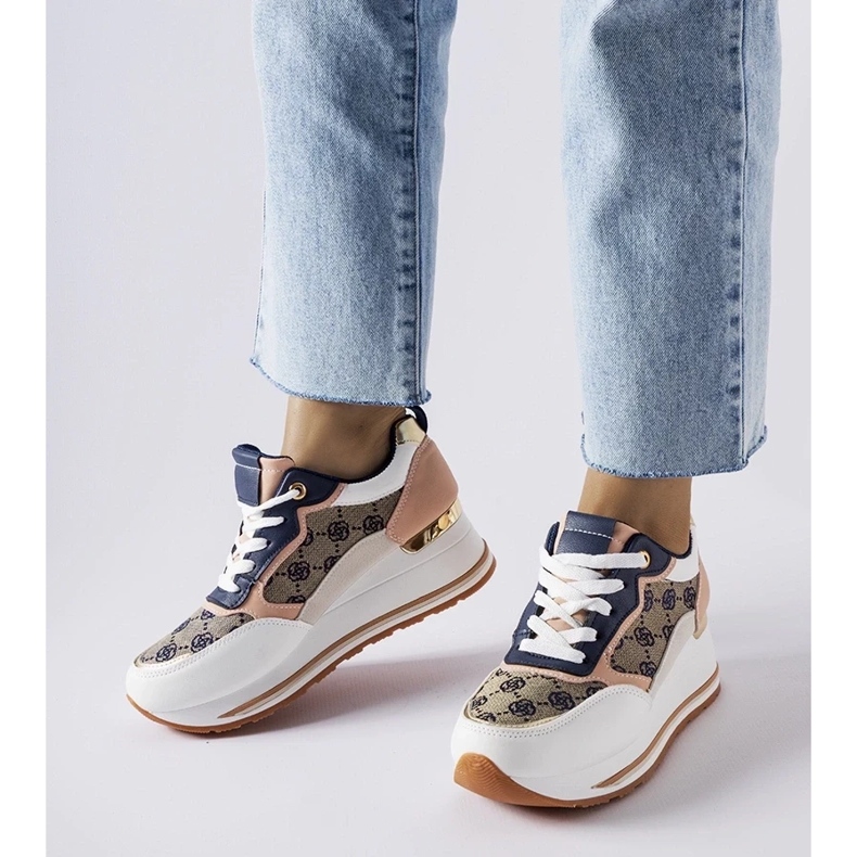 D/GMR Bílé a růžové tenisky Rouxi na klínku bílý 1 D/GMR Bílé a růžové tenisky Rouxi na klínku bílý 1