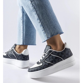 D/GMR Černé tenisky zdobené monogramem Sands černá 1