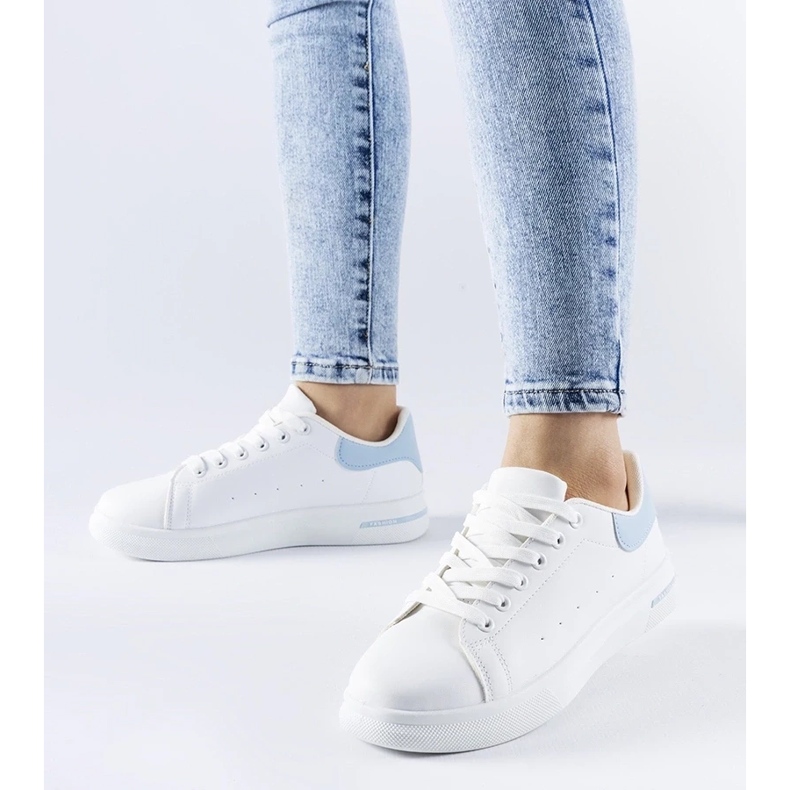 D/GMR Bílé a modré tenisky Leland bílý 2