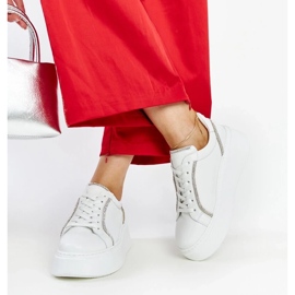 D/GMR Bílé kožené tenisky Karino s kamínky bílý 2