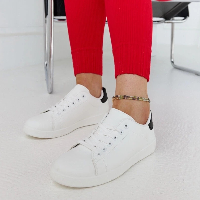 D/GMR Bílé tenisky na platformě Birikti s černým prvkem bílý 2