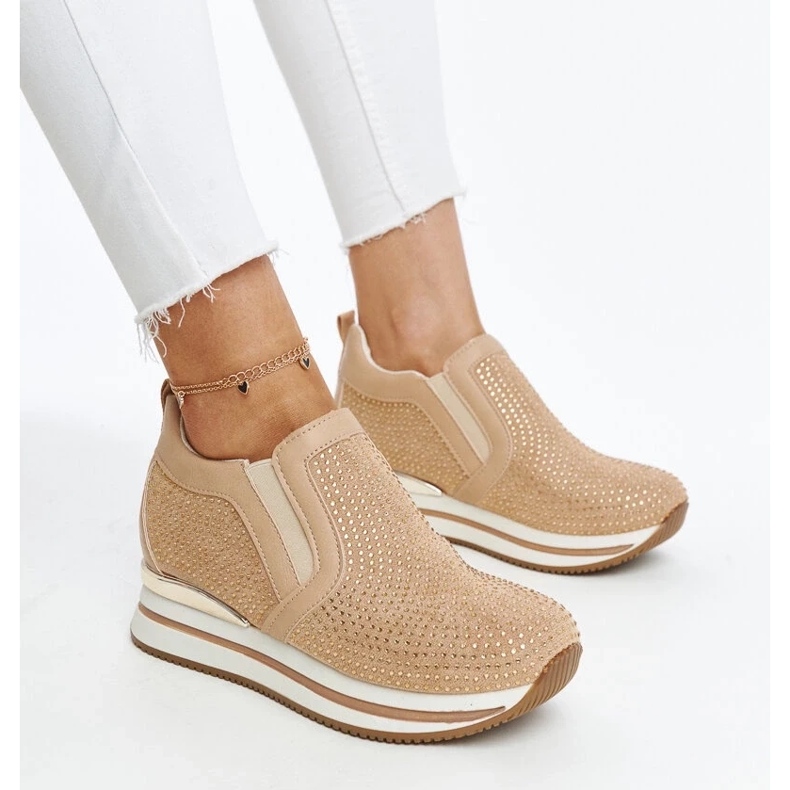 D/GMR Hnědé tenisky Cadelaria na klínku hnědý 2 D/GMR Hnědé tenisky Cadelaria na klínku hnědý 2