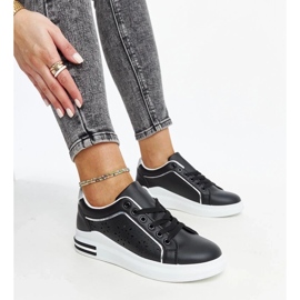 D/GMR Černé prolamované tenisky se třpytkami Zorka černá 1 D/GMR Černé prolamované tenisky se třpytkami Zorka černá 1