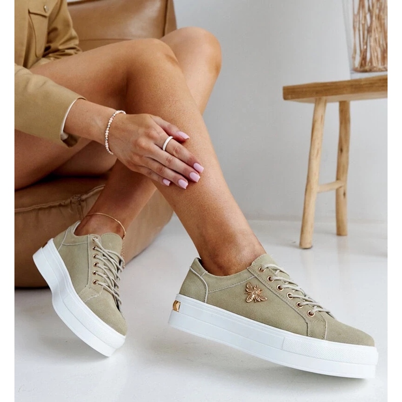 Tenisky zelené kůže na husté podrážce Mikky zelená 2