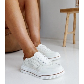 Béžové kožené tenisky spěchu béžový 2