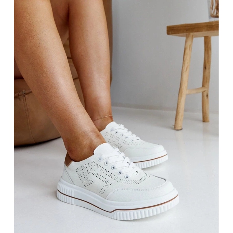 Béžové kožené tenisky spěchu béžový 2