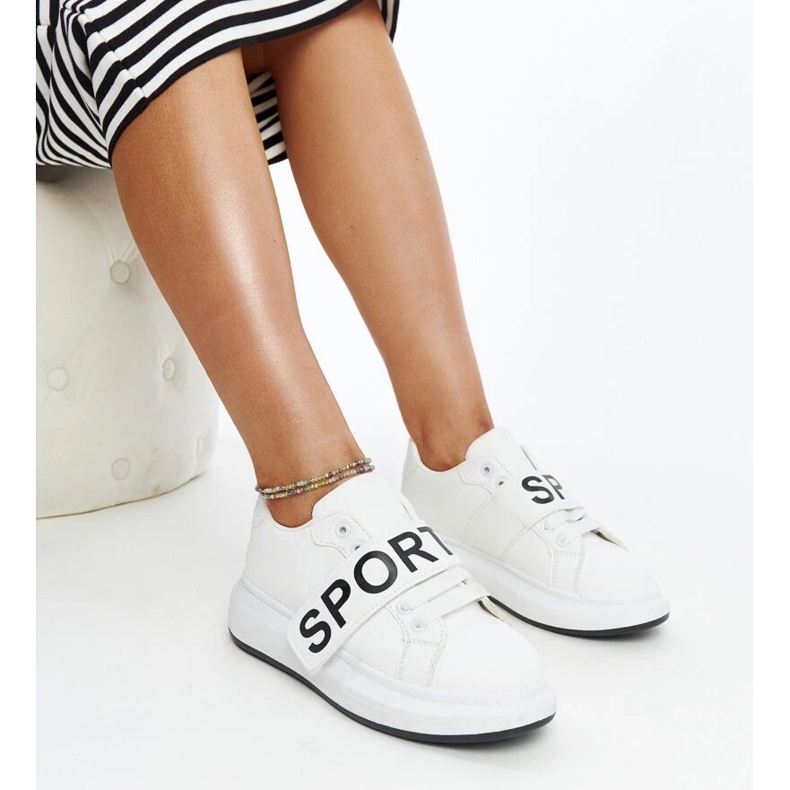 Bílé tenisky na platformě Ayna bílý 1