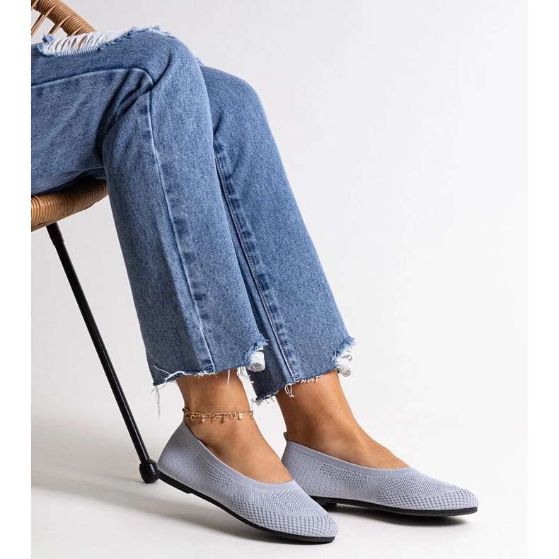 D/CEO Šedé látkové balerínky od Yafie šedá 2