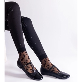 D/CEO Černé balerínky s patentovanou špičkou, zapínání na sponu Gloriana černá 2