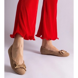 D/CEO Hnědé balerínky zdobené mašlí a broží Esdras hnědý 2