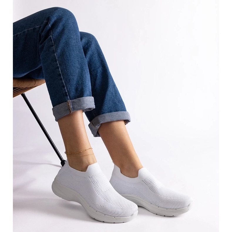 D/CEO Bílé nazouvací sportovní tenisky Mora bílý 2 D/CEO Bílé nazouvací sportovní tenisky Mora bílý 2