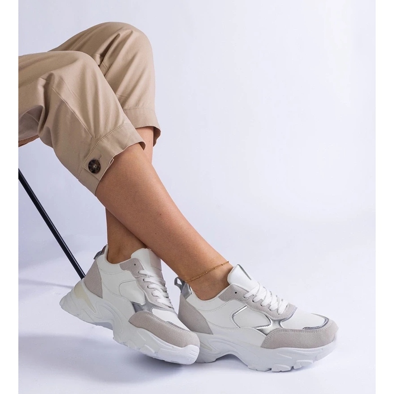 D/CEO Bílé tenisky na masivní podrážce Torrezy bílý 1