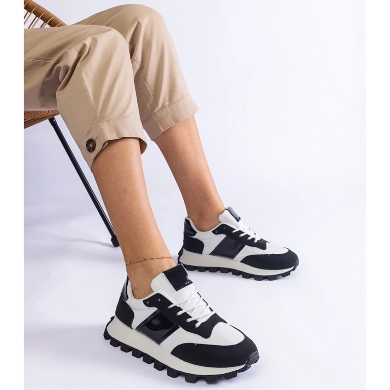 D/CEO Černé tenisky s viditelným chráničem Restia černá 1