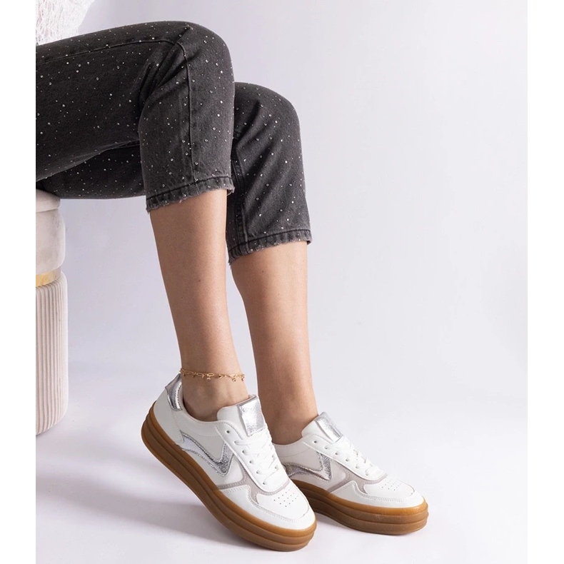 D/CEO Bílé a stříbrné tenisky s gumovou podrážkou Quica stříbrný 1