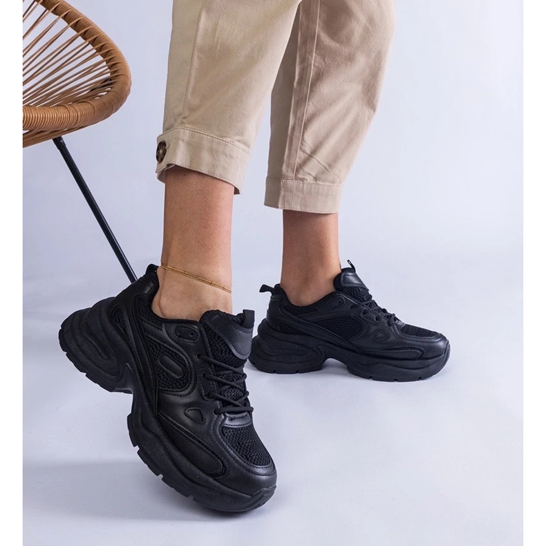 D/CEO Černé tenisky s masivní podrážkou Adom černá 2