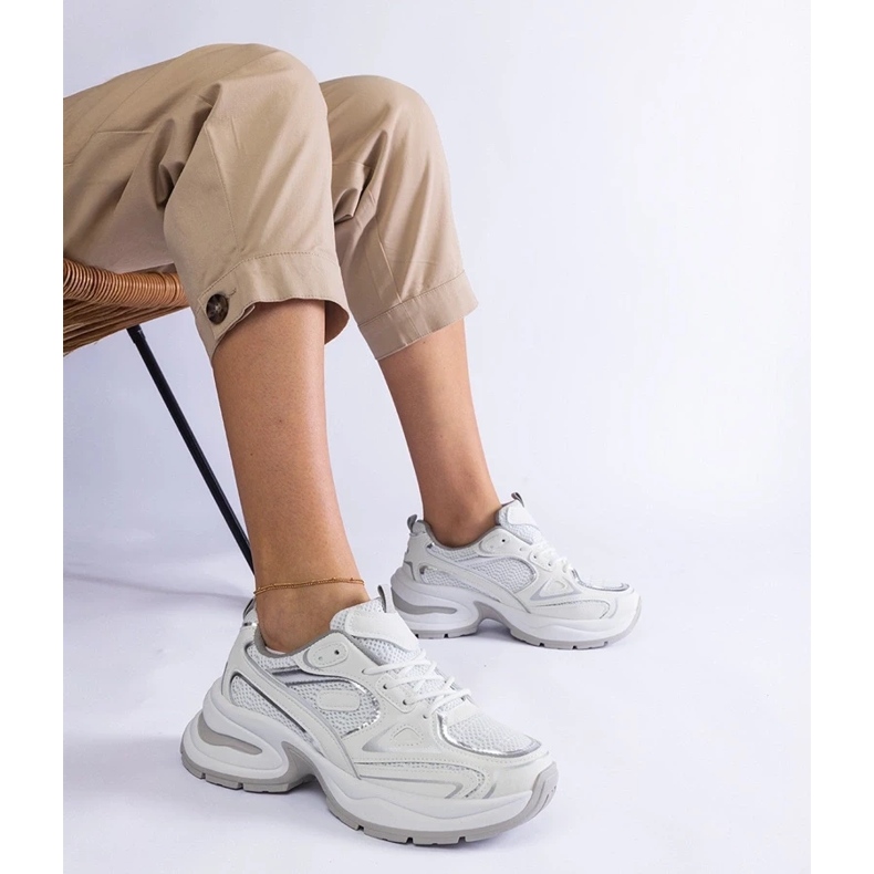 D/CEO Bílé tenisky s masivní podrážkou Adom bílý 1